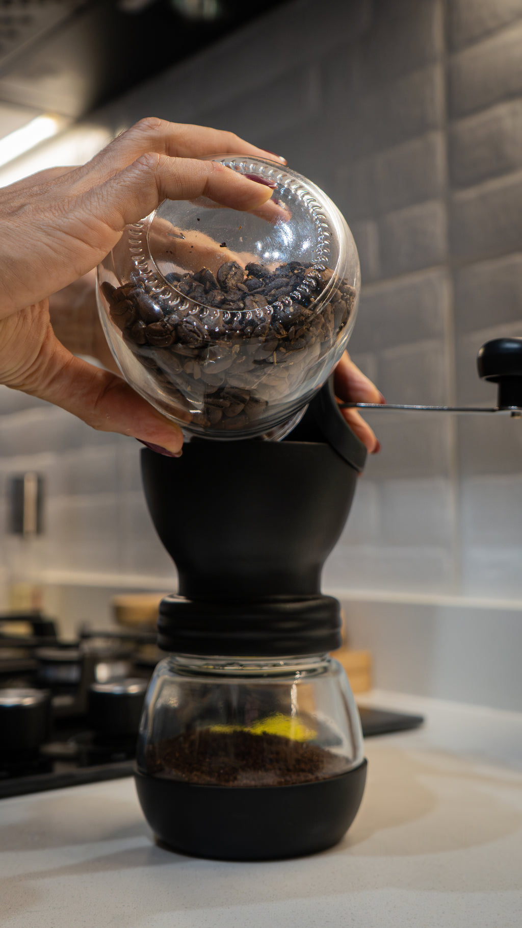 Molino de Café con doble recipiente